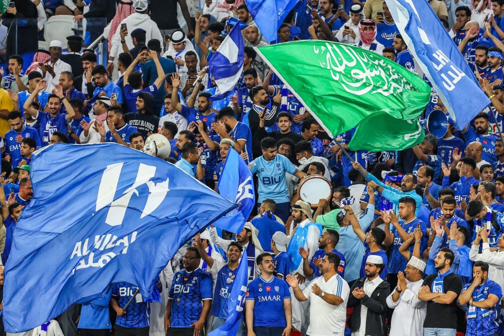 توتر بين جماهير الهلال وإدارة النادي بعد الخروج من دوري أبطال آسيا