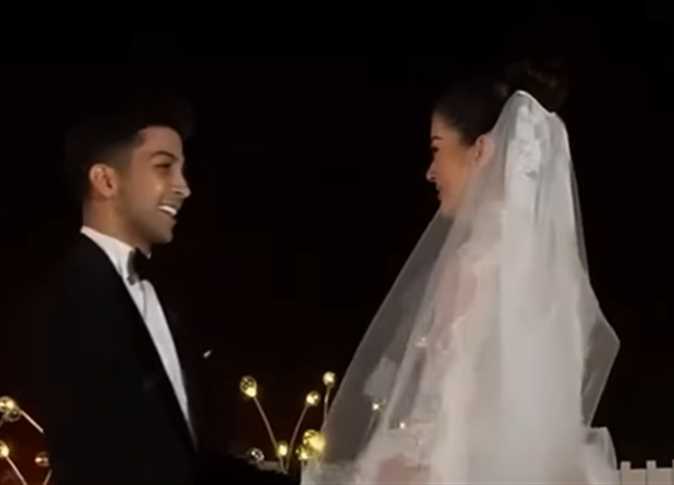 الجسمي يغني فستانك الأبيض هدية هشام لليلى بليلة العمر
