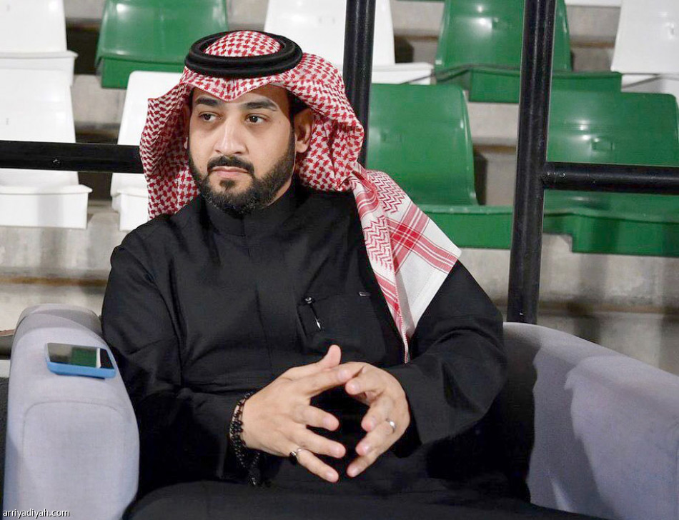 خالد العيسى يتكفل بشراء تذاكر مباراة الأهلي وبوريرام يونايتد لدعم الجماهير