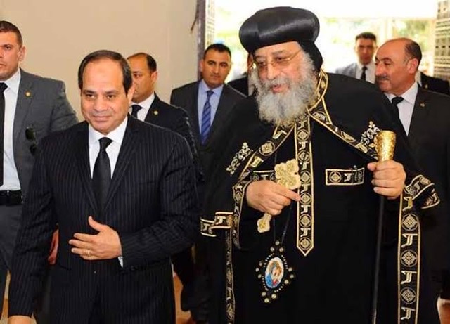 السيسي بيأكد دعمه لعيد القيامه ويدعو لمناخ استثماري أقوى