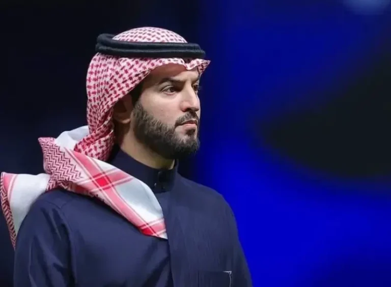 تحذيرات ناريه بعد خروج الهلال وقلق من رحيل بن نافل وراعيه