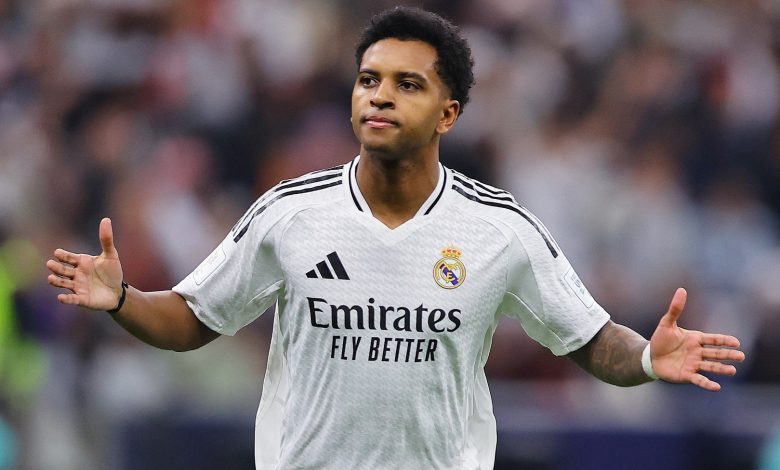 ريال مدريد يفكر في بيع رودريغو في الصيف لتدعيم الصفقات الجديدة