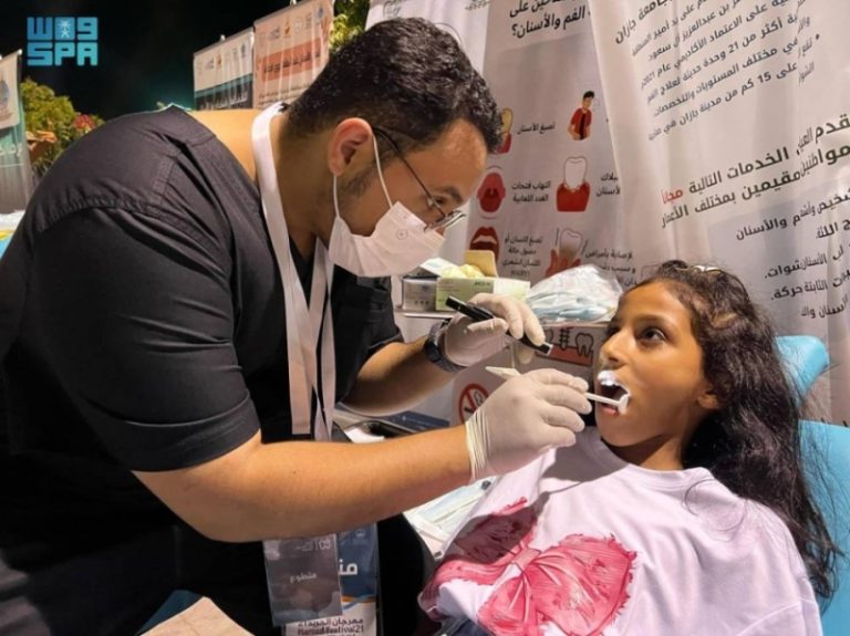 22 ألف شخص يستفيدون من قافلة “طب الأسنان الخامسة” بجامعة جازان