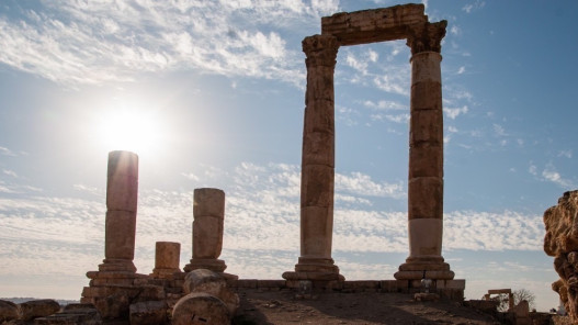 أجواء لطيفة هذا الأسبوع وكتلة حارة تجتاح المملكة الجمعة