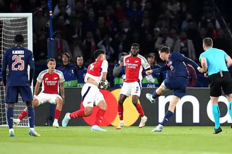 أرسنال يتعثر في حديقة الأمراء ويمنح باريس فرصة التأهل إلى نهائي دوري أبطال أوروبا (فيديو)