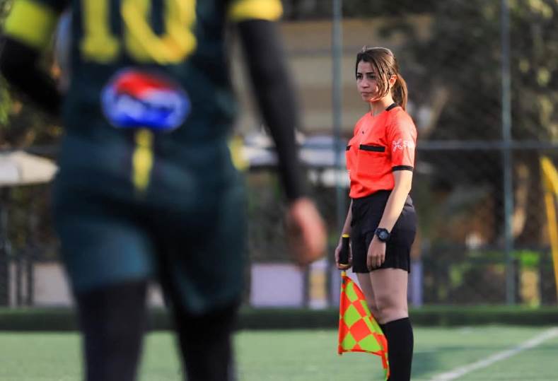 أشرقت قنديل تشارك في إدارة مباريات بطولة شمال إفريقيا في تونس