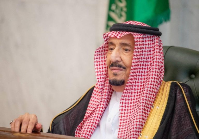 أمام الملك: الأمراء يؤدون القسم بعد التعيينات الملكية الجديدة