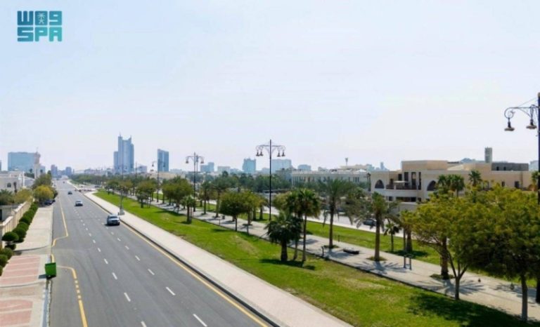 أمانة الشرقية تكمل تطوير 22 طريقًا في الخبر بطول يتجاوز 50 كم