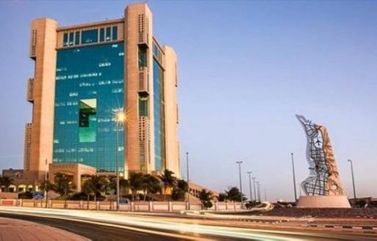 أمانة جدة تفصل الخدمات عن مبانٍ آيلة للسقوط في الفيصلية والربوة والفاروق