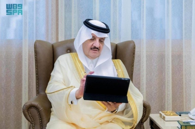 أمير الشرقية يطلق مبادرة “خدمتكم فخر واعتزاز” لدعم ضيوف الرحمن القادمين للمملكة