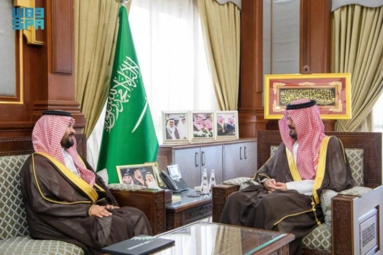 أمير المدينة يتابع تقرير الشركة السعودية للخدمات الأرضية