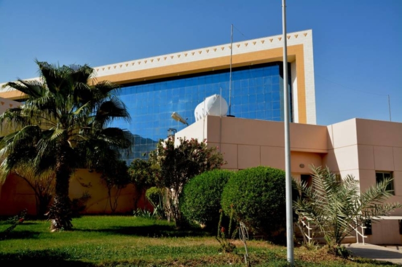 إحباط مصنع غير قانوني للغذاء في وادي الدواسر