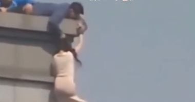 إنقاذ فتاة من الموت… شعرها ساعدها في العودة من حافة الهاوية