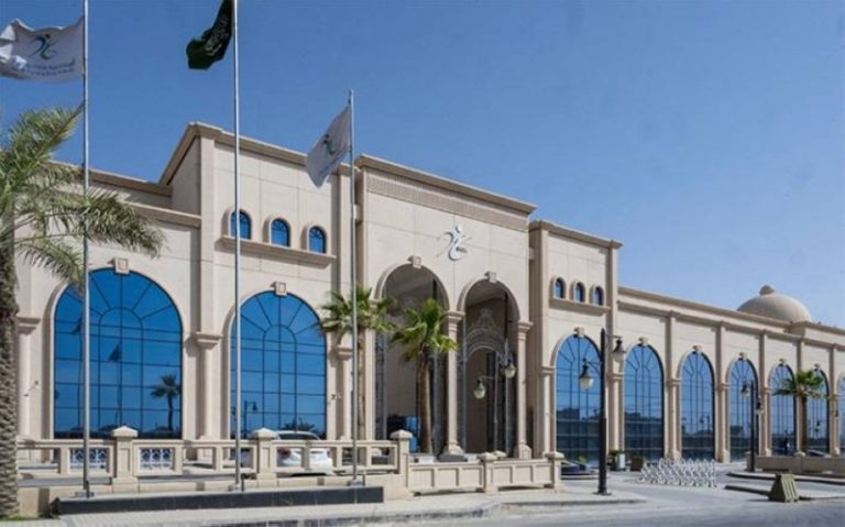 إيصال اللحوم والدواجن المجمدة للمملكة خلال 4 شهور