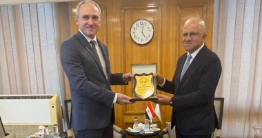 اتحاد الصناعات يستعرض التعاون مع سفير بيلاروسيا في مجالات الصناعات الثقيلة والدوائية
