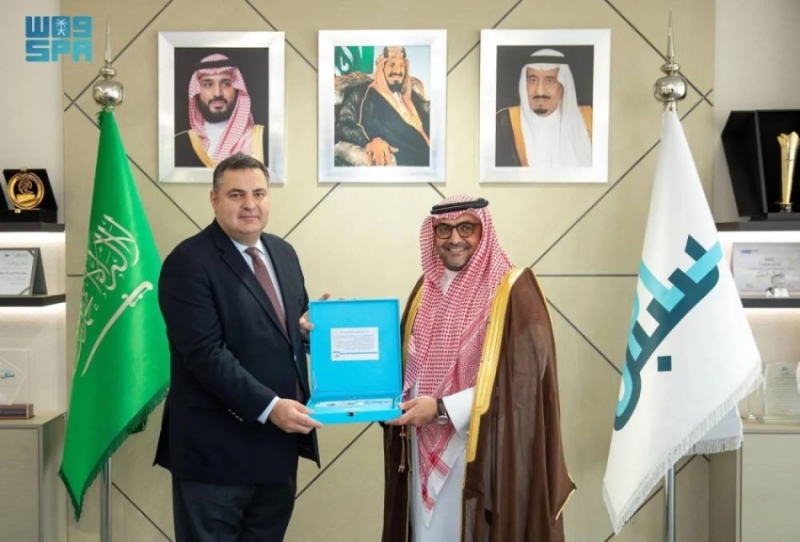 اجتماع رئيس “سبل” مع سفير جورجيا يتناول الموضوعات المشتركة