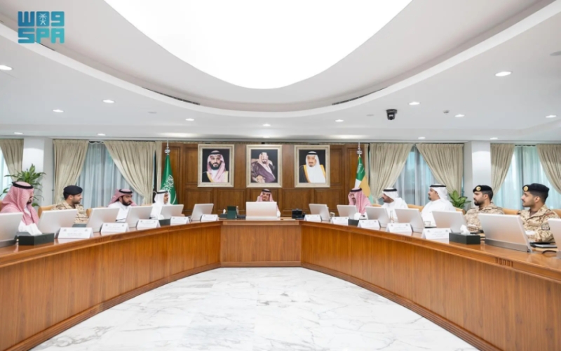 اجتماع نائب وزير الحرس الوطني مع وكيل الوزارة للشؤون الفنية