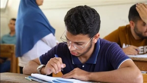 اجتماع وزارة التربية والتعليم| خطة صارمة لمواجهة الغشاشين في امتحانات الدبلوم الفني
مستقبل لجان الغش الجماعي| عقوبات جديدة للمرتكبين بالتزامن مع امتحانات الدبلوم الفني
استعدادات وزارة التعليم| إجراءات لمكافحة الغش والمشاغبين في امتحانات الدبلومات الفنية
هيمنة على لجان الامتحانات| عقوبات مشددة للغشاشين في الدبلومات الفنية 2025