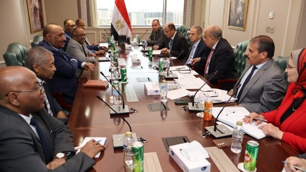 اجتماع وزاري لتأهيل الشبكة الكهربائية في السودان