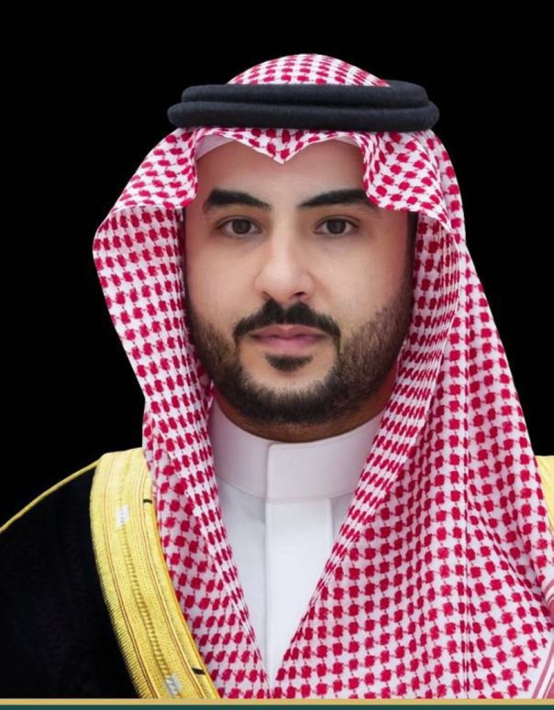 اجتماع وزير الدفاع مع مستشار الأمن القومي البريطاني حول الأوضاع العالمية