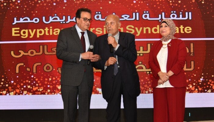 احتفالية اليوم العالمي تشهد تأكيد «مجدي يعقوب»: التمريض أساس الحياة