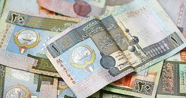 ارتفاع الدينار الكويتي اليوم مقابل الجنيه المصري في ختام تعاملات الإثنين 5 مايو 2025