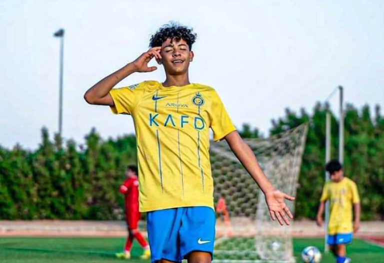 استدعاء نجل كريستيانو رونالدو لتمثيل منتخب البرتغال تحت 15 عاماً للمرة الأولى