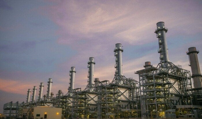 استعدادات إضافية لمواجهة حرارة الصيف وتأمين الوقود لمحطات التوليد