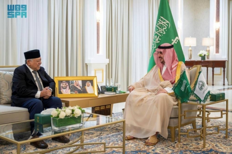 استقبال أمير الجوف لسفير إندونيسيا لدى المملكة