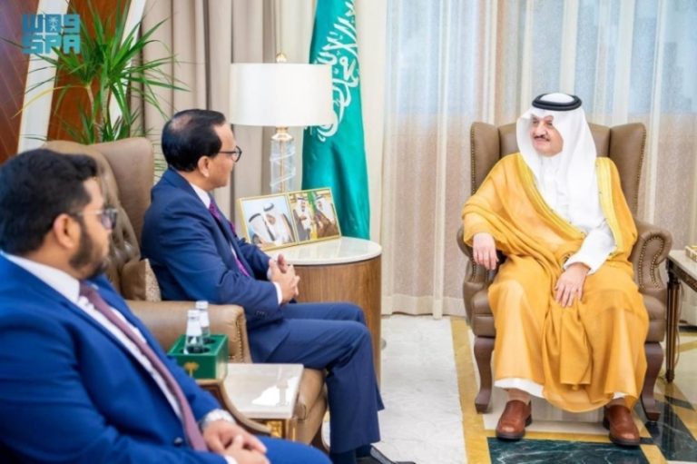 استقبال أمير الشرقية سفير سريلانكا بالمملكة