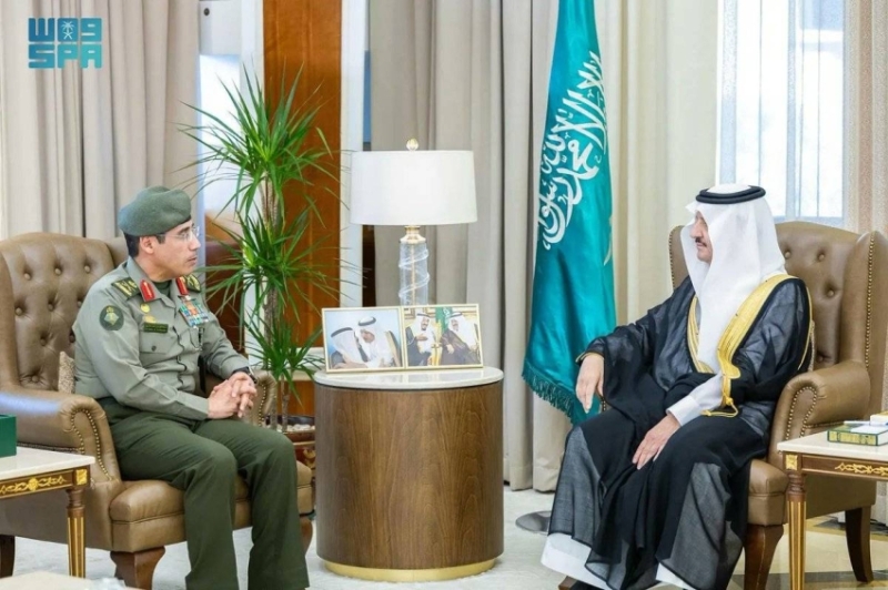 استقبال أمير الشرقية لمدير عام الجوازات