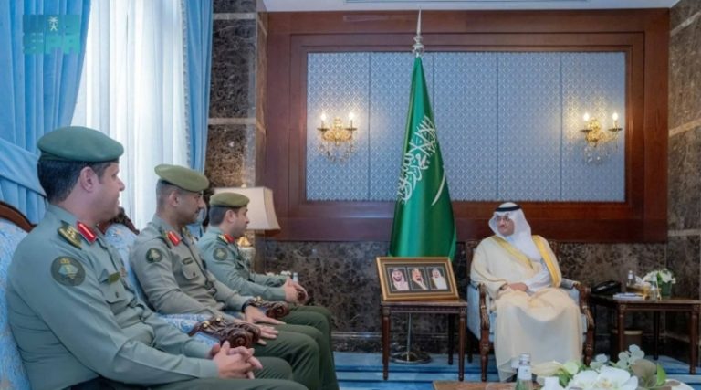 استقبال مدير جوازات المنطقة الشرقية من قبل محافظ الأحساء
