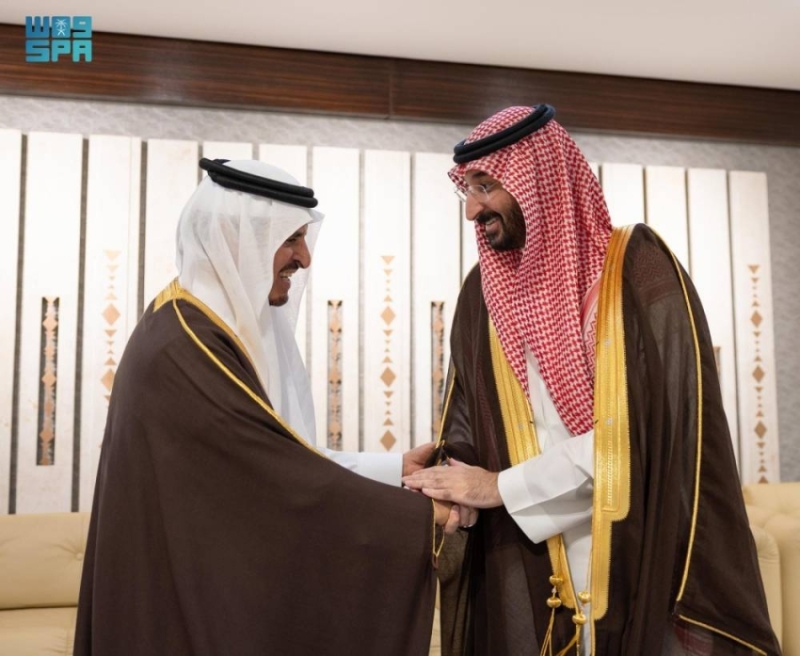استقبال نائبه الجديد من قبل وزير الحرس