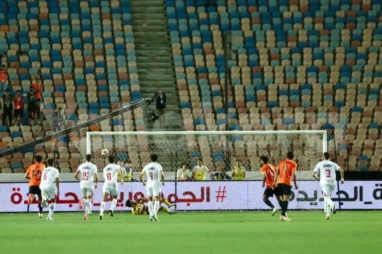 اعتراضات بيسيرو واحتفالات +90 خلال مباراة البنك الأهلي والزمالك تظهر في لقطات لم تذع بعد (فيديو وصور)