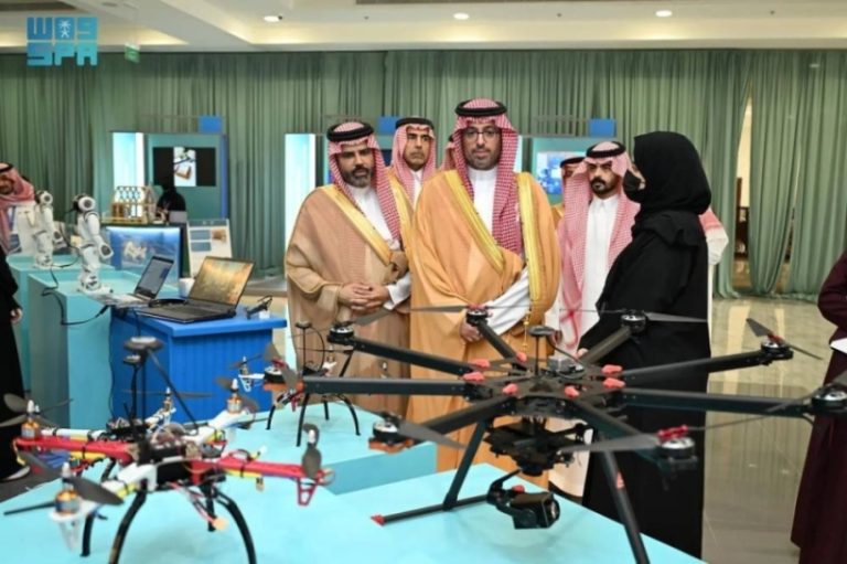 افتتاح المؤتمر الدولي للابتكار بمشاركة محافظ جدة
