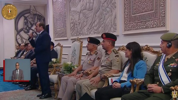 افتتاح بطولة العالم العسكرية للفروسية بحضور الرئيس السيسي وتفاعل الخيول والهولوجرام
