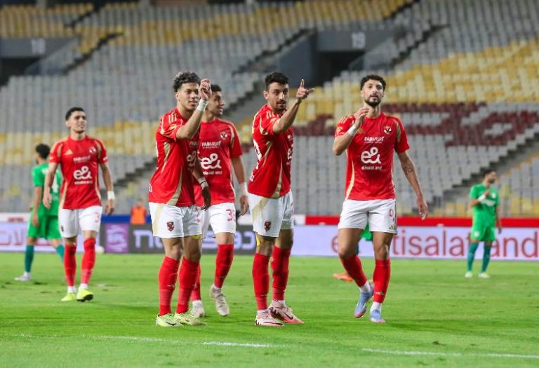 الأهلي يستعيد صدارة دوري نايل بعد هزيمته للمصري برباعية “فيديو”