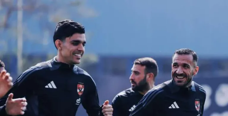 الأهلي يضع حلاً لأزمة أشرف بن شرقي.. وعد جديد وقرار من عماد النحاس