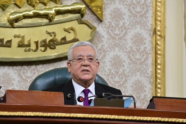 البرلمان يقرر رفع الجلسة العامة والعودة للانعقاد غدًا