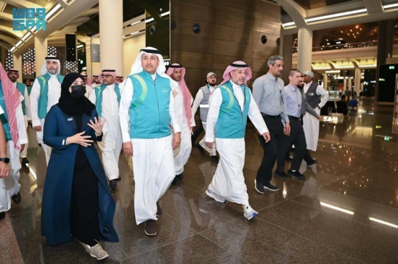 الجاسر يترأس اجتماع اللجنة الإشرافية ويطلق مبادرات جديدة لموسم الحج