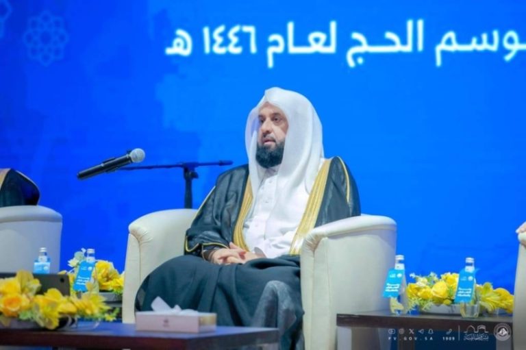 السند يلتقي منسوبي هيئة الأمر بالمعروف خلال موسم الحج