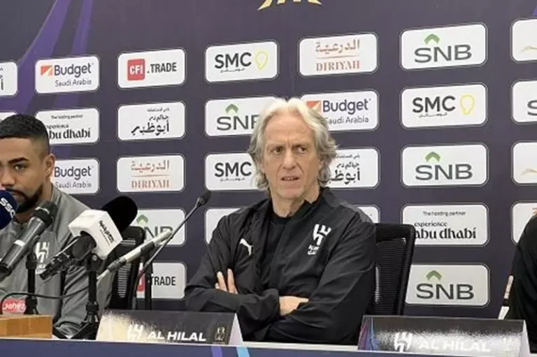 الهلال يقيل جيسوس ويعين الشلهوب بديلاً مؤقتاً