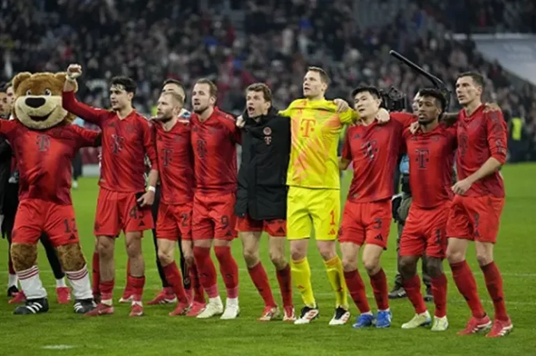 بايرن يتعثر ودورتموند يواصل تعزيز مركزه في ترتيب الدوري الألماني