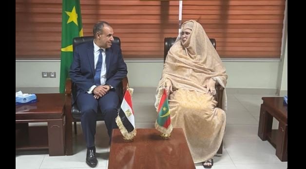 بدر عبد العاطي يستعرض مع وزيرة السياحة الموريتانية سبل تعزيز التبادل التجاري بين الدولتين