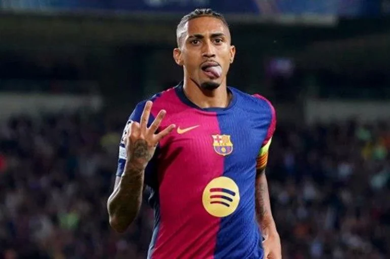 برشلونة يبدأ تحركات جدية لتمديد عقد رافينيا