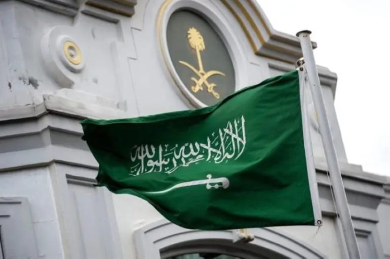 تحذير هام من القنصلية بجنيف عن رخص القيادة لاستئجار السيارات في سويسرا