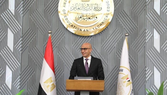 تحسين جودة التعليم في المدارس الحكومية عبر الاستفادة من الخبرات الدولية
