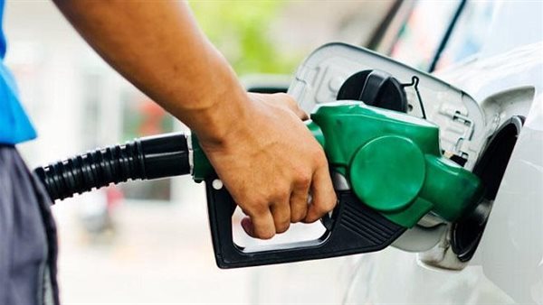 تخفيض جديد لأسعار البنزين والسولار بقرش ونصف