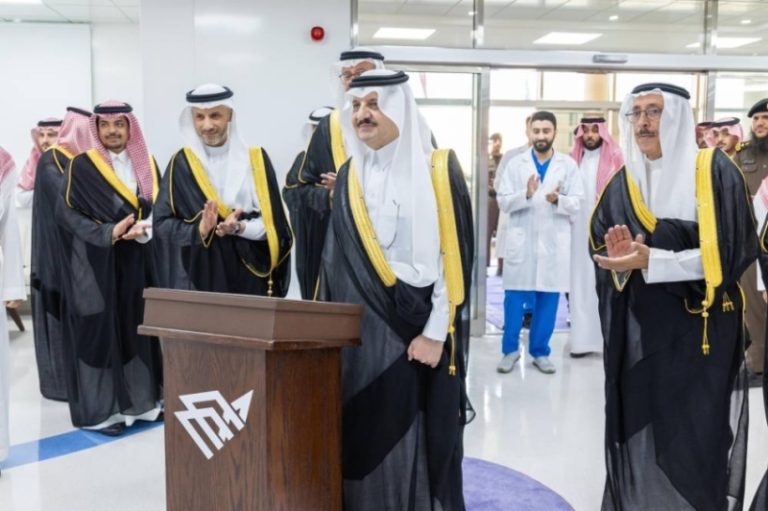 تدشين مركز الحروق: أمير المنطقة الشرقية يفتتح جراحات تجميلية بمستشفى جامعة الإمام عبدالرحمن بن فيصل