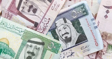 تراجع ملحوظ للريال السعودي في ختام تعاملات الخميس 15-5-2025